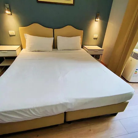 Flavia Bed & Breakfast